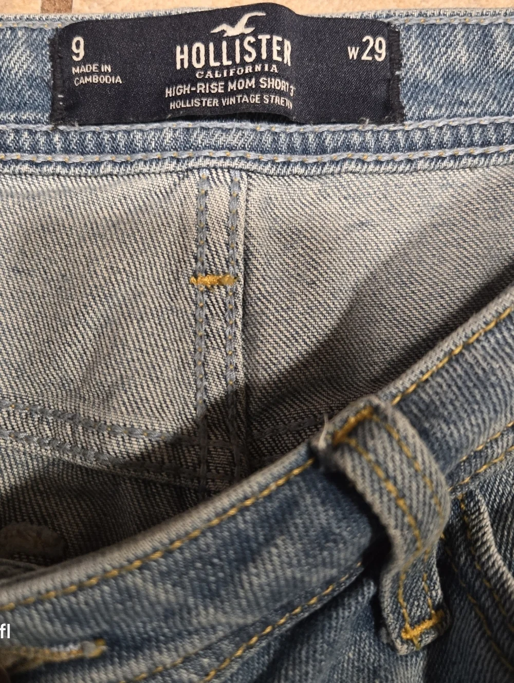 Hollister High-rise Mom distressed Shorts 9 29